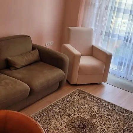 شقة View Apartment, Golem *
