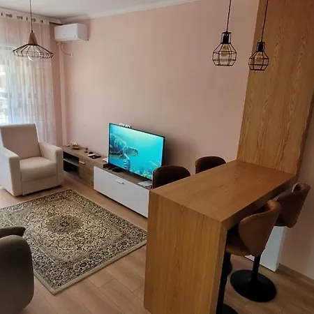 View Apartment, Golem Apartment