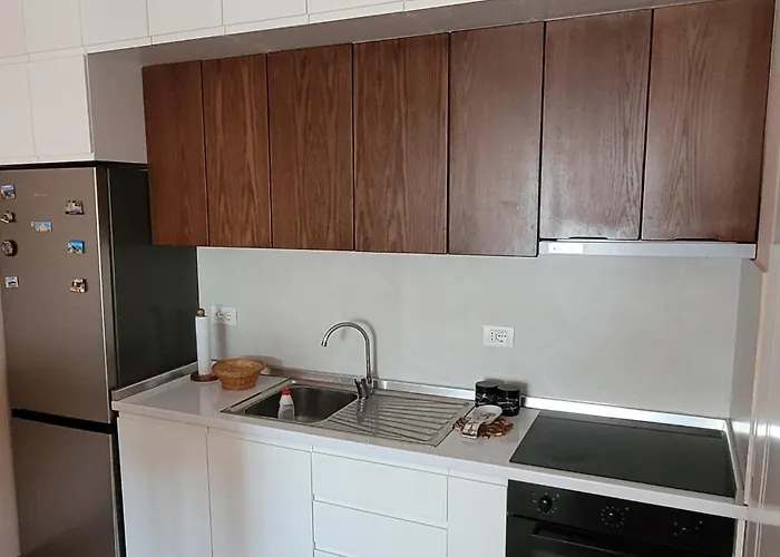 View Apartment, Golem دراس